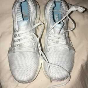 ADIDAS x PARLEY baby blue tennis shoes/ size 8